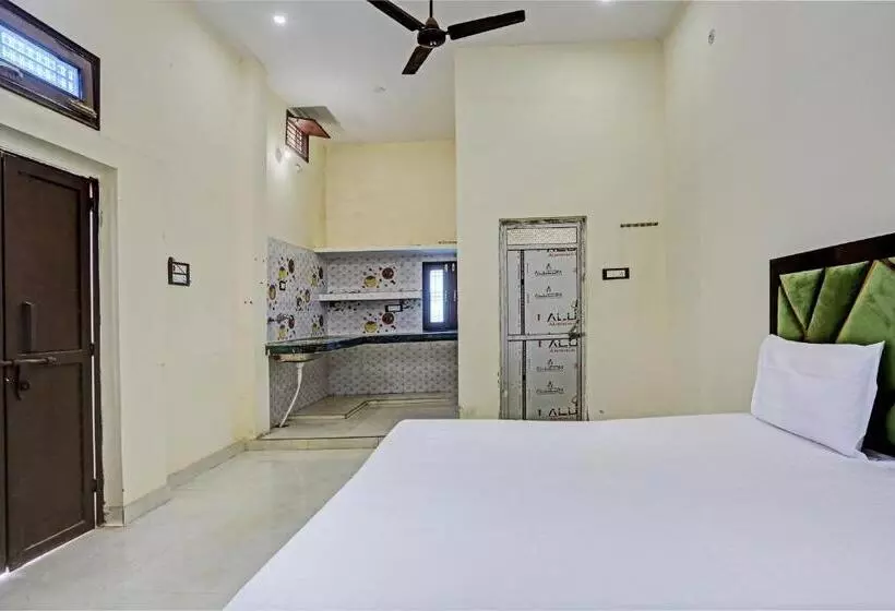 Hotelli Oyo Royal Guest House