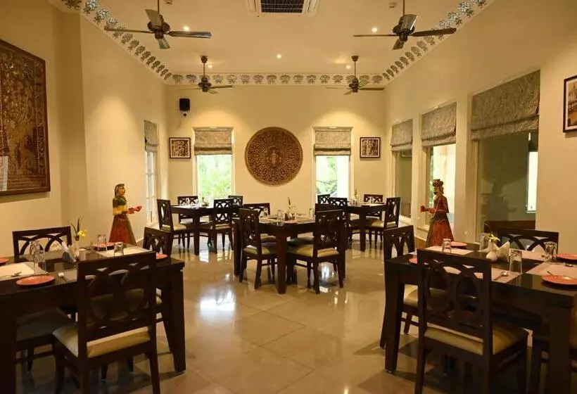 ホテル The Trishala Vilas