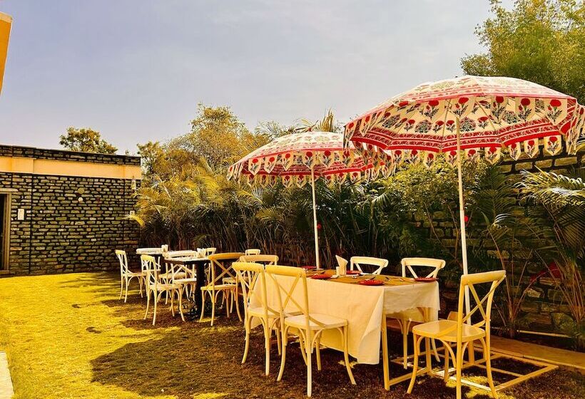 ホテル The Trishala Vilas