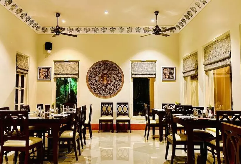 ホテル The Trishala Vilas