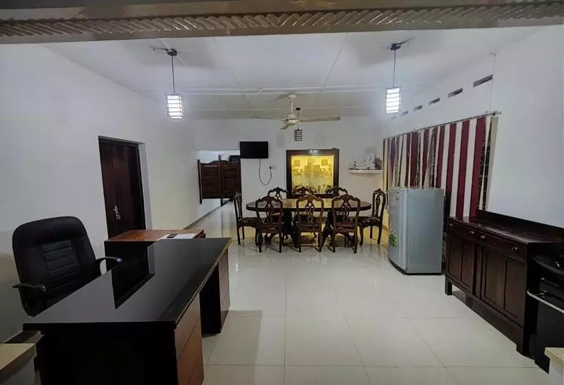 Hotelli Urban Cabins Anuradhapura