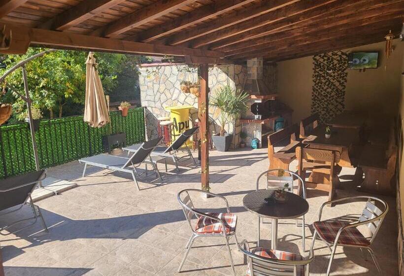 펜션 къща за гости бовъ