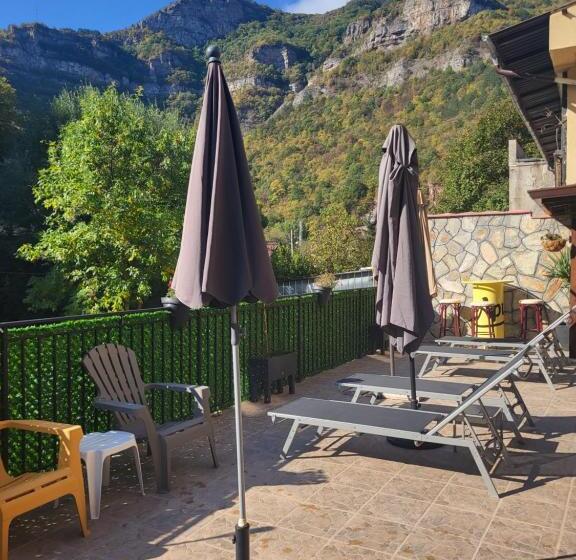 펜션 къща за гости бовъ