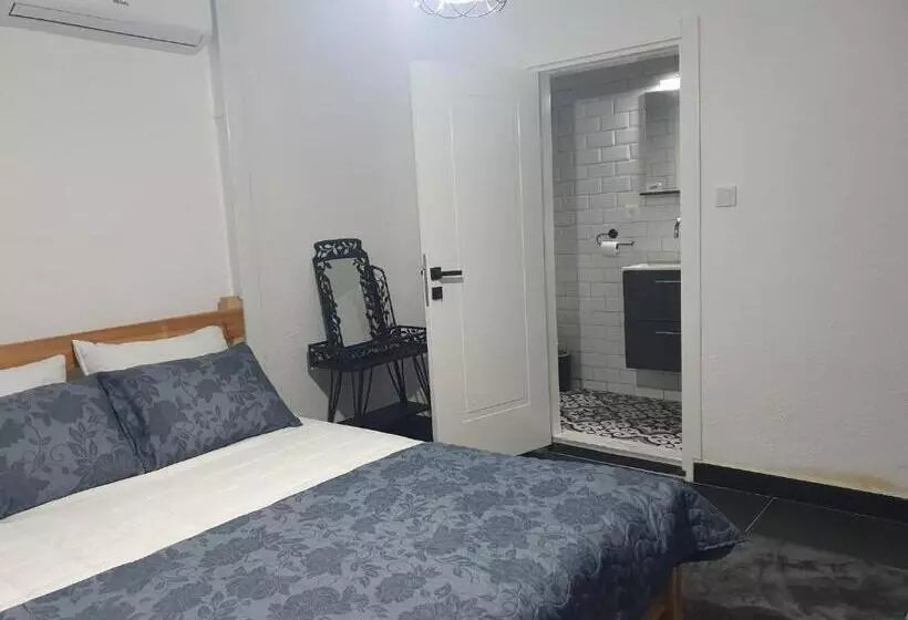 ペンション Baykus Guesthouse Konukevi