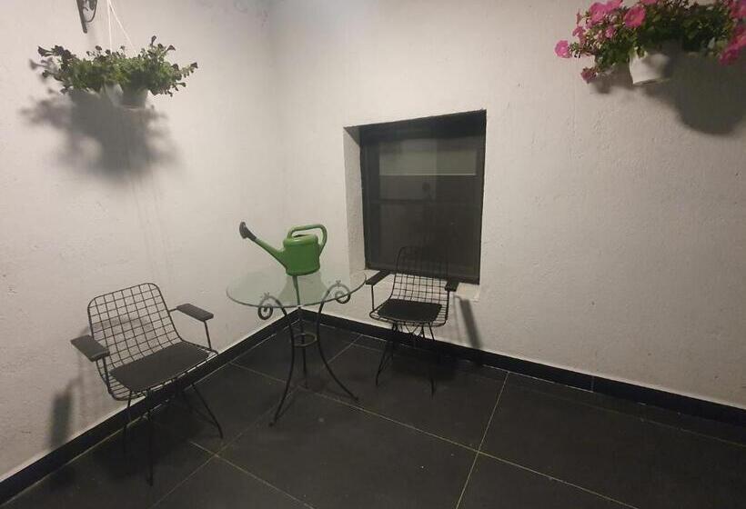 Пансион Baykus Guesthouse Konukevi