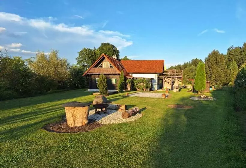 Majatalo Ferienhaus Am Bach