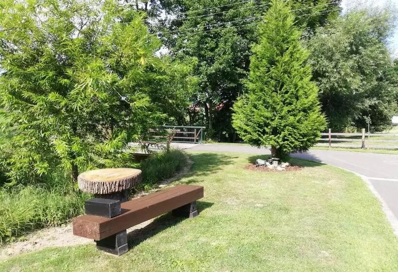 Majatalo Ferienhaus Am Bach