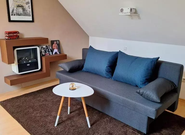 Majatalo Ferienhaus Am Bach