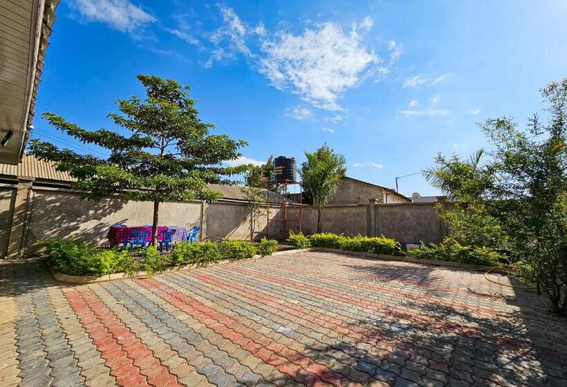 ペンション Focus Mawio Hostel