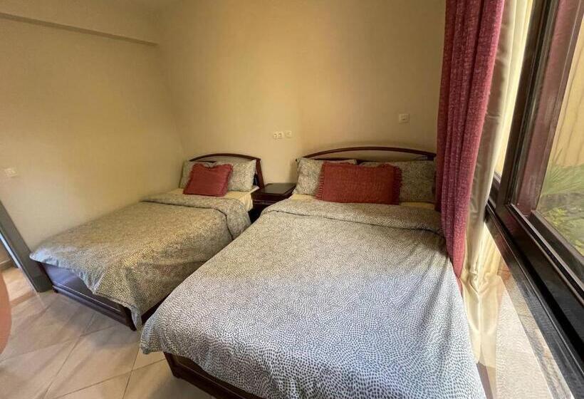 پانسیون Ground Chlat First Row Lagoon 2 Bedrooms At Blanca Marassi