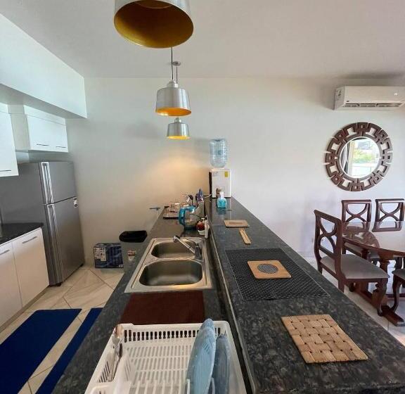 پانسیون Ground Chlat First Row Lagoon 2 Bedrooms At Blanca Marassi