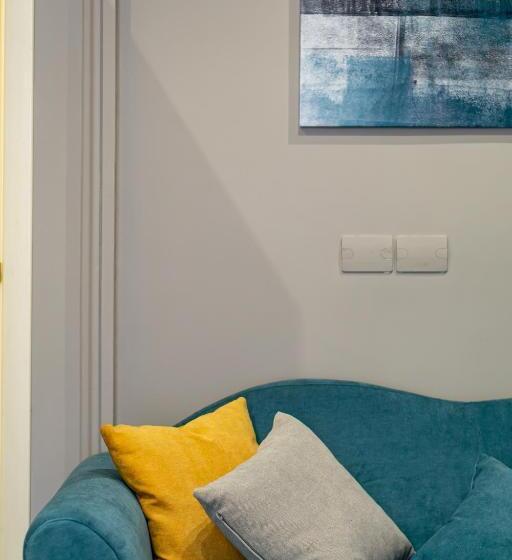 پانسیون Mi Tú Apartments