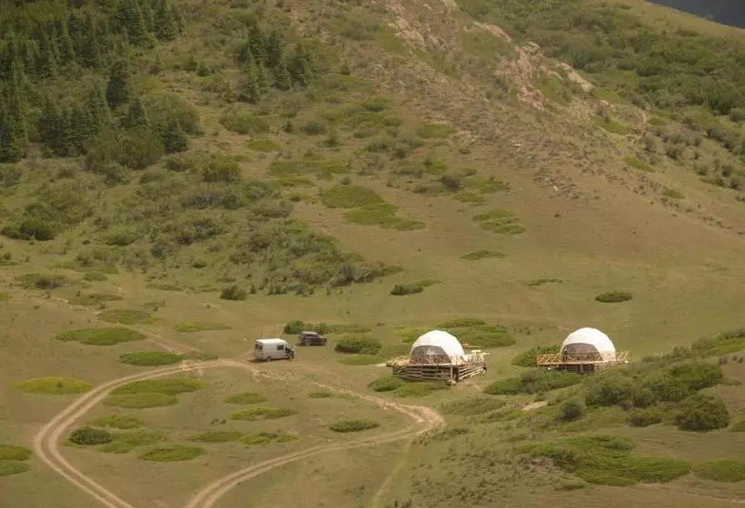 پانسیون Shatyly Lake Viewglamping