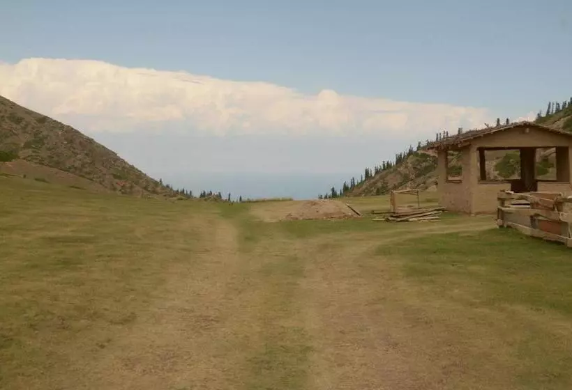 پانسیون Shatyly Lake Viewglamping