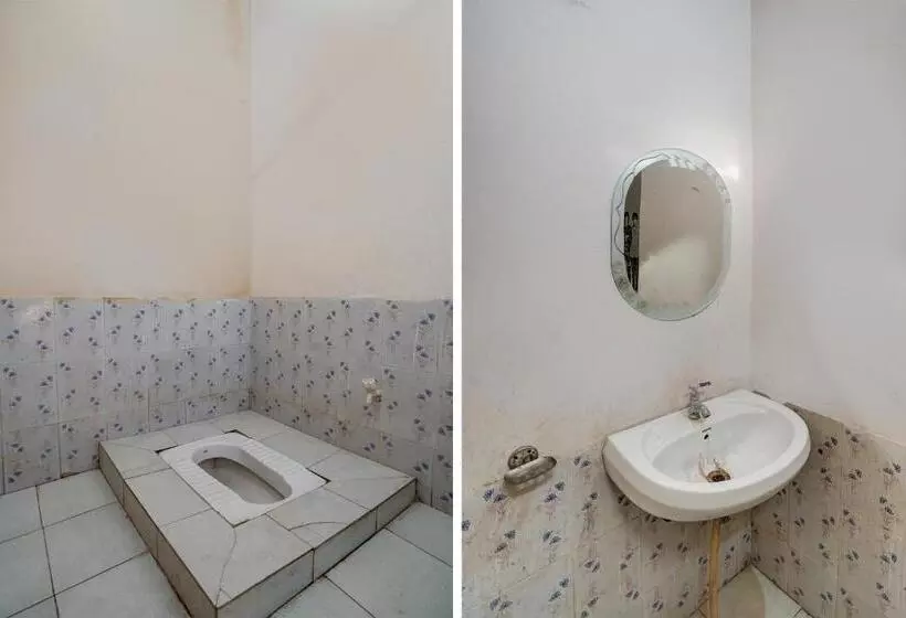 Spot On Hotel Live In