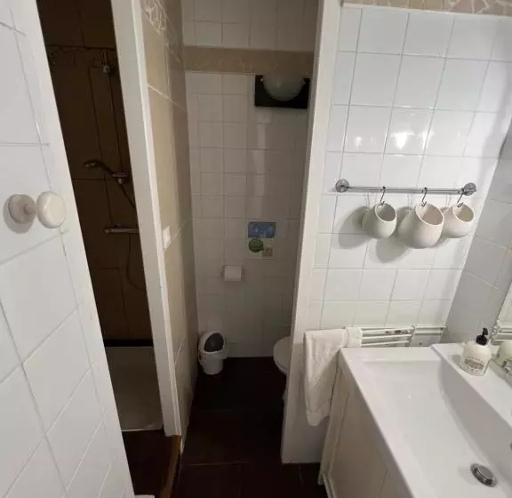 Aamiaismajoitus (B&B) Chambre D Hôte Les Murailles