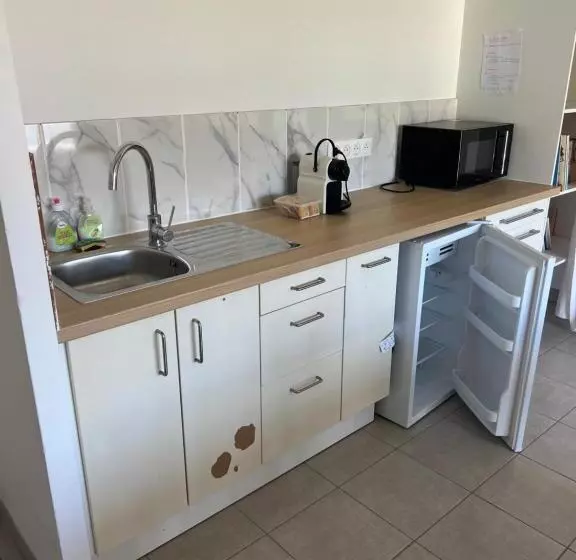 Aamiaismajoitus (B&B) Chambre D Hôte Les Murailles