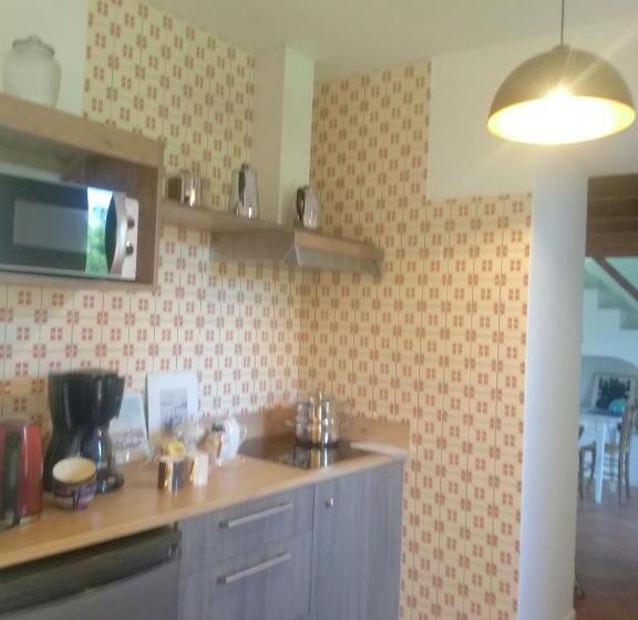 مبيت وإفطار La Petite Maison Dans La Prairie