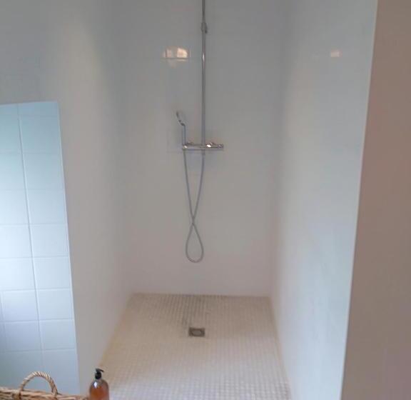 مبيت وإفطار La Petite Maison Dans La Prairie