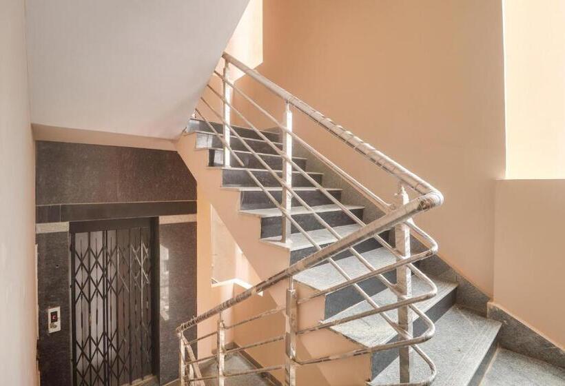 Collection O Hotel Sbr Luxury Rooms