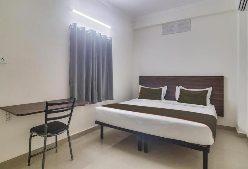 Collection O Hotel Sbr Luxury Rooms