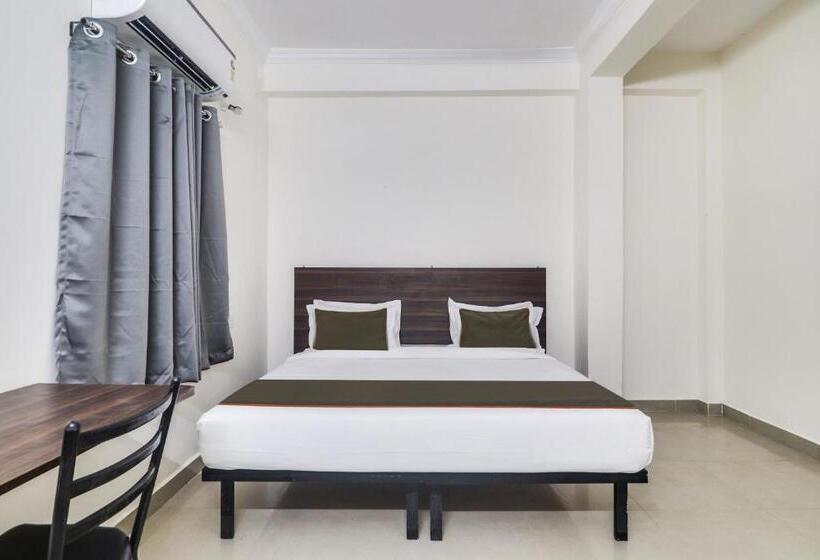 Collection O Hotel Sbr Luxury Rooms