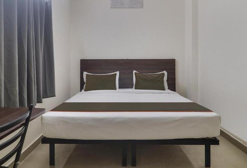 Collection O Hotel Sbr Luxury Rooms