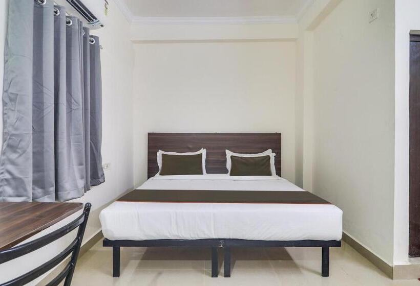 Collection O Hotel Sbr Luxury Rooms