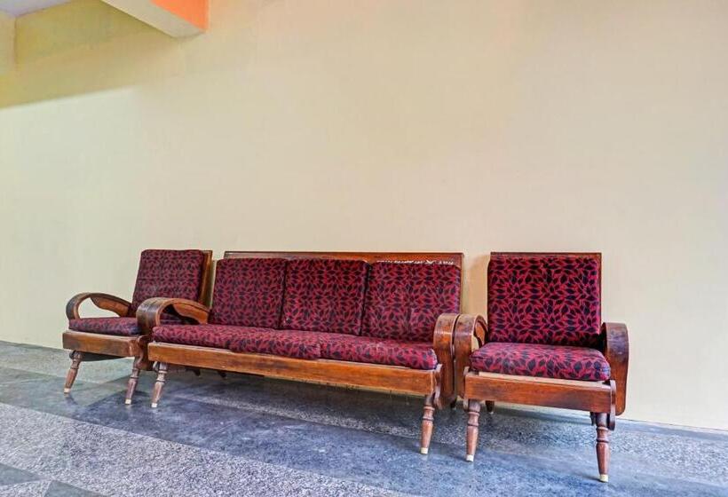 Fabhotel Star Executive