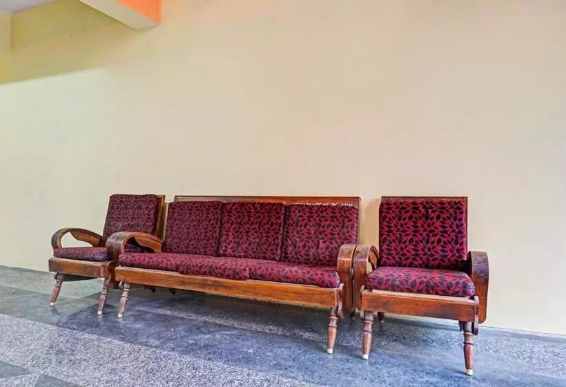 Fabhotel Star Executive