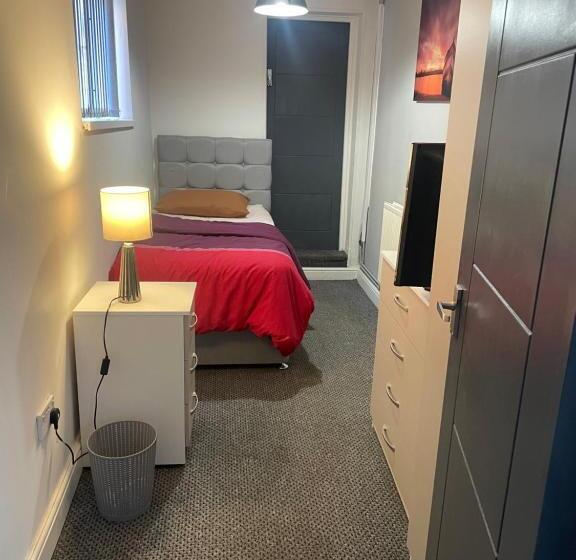 בית מלון כפרי Transformative Housing 6 Bedford