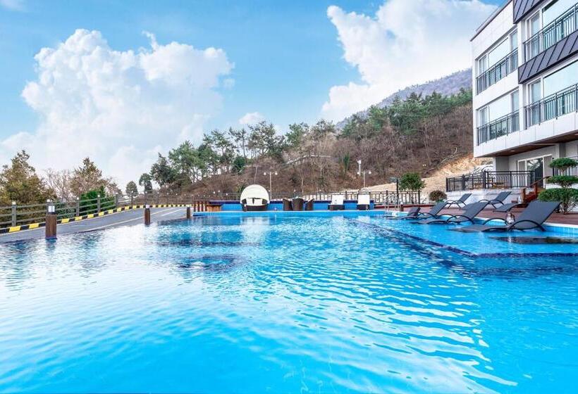 ホテル Aria Pension & Resort