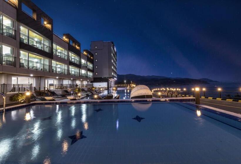 ホテル Aria Pension & Resort