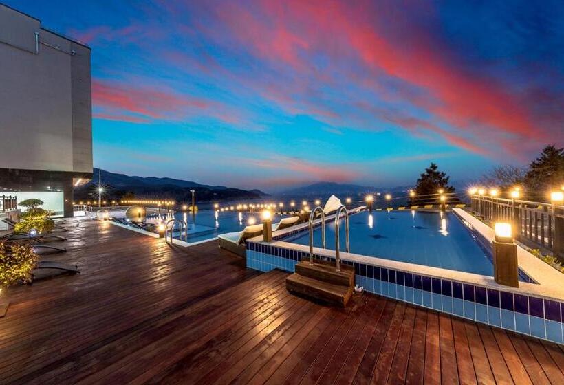 ホテル Aria Pension & Resort