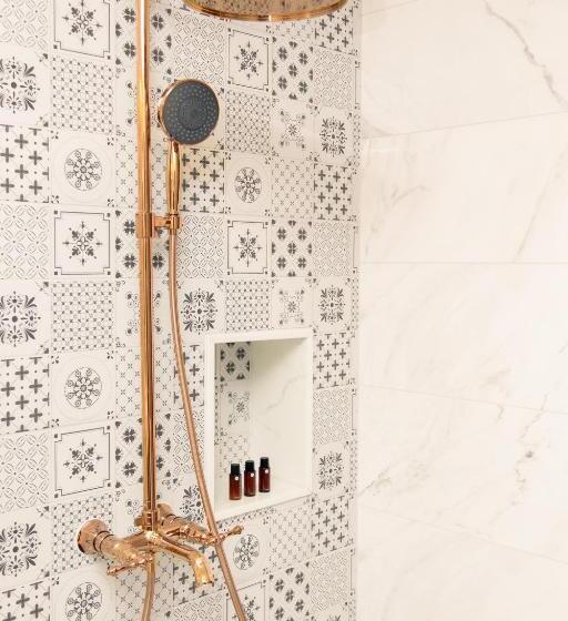 هتل Chino@nimman Luxury Boutique