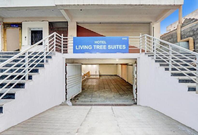 ホテル Collection O Living Tree Suites