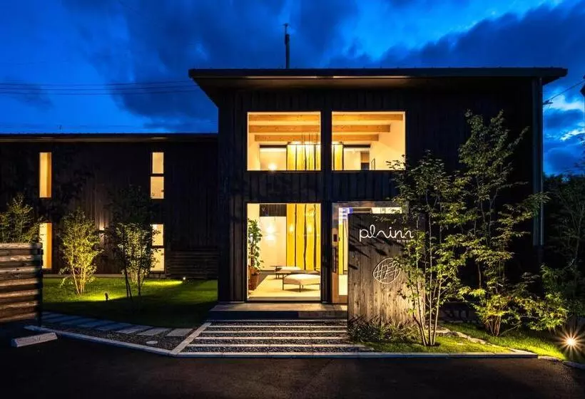 Hotelli Plainn By Negura