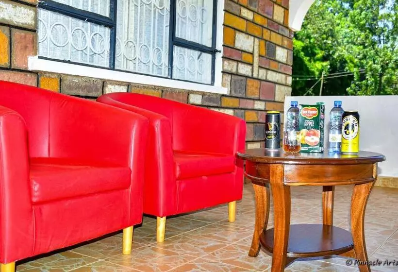 هتل The Mevrose Resort