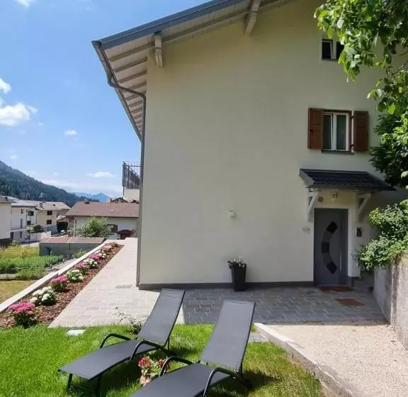 Lalunamia B&b And Holiday Apartment