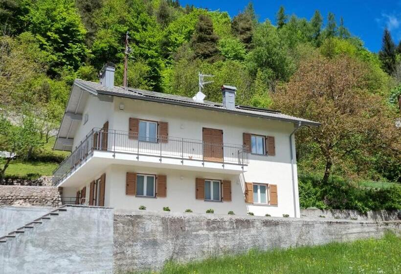 Lalunamia B&b And Holiday Apartment