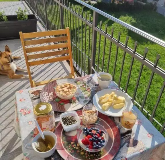 Lalunamia B&b And Holiday Apartment