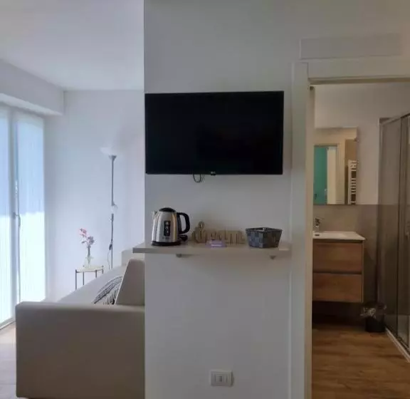 Lalunamia B&b And Holiday Apartment