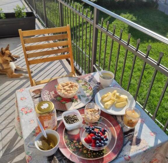 Lalunamia B&b And Holiday Apartment