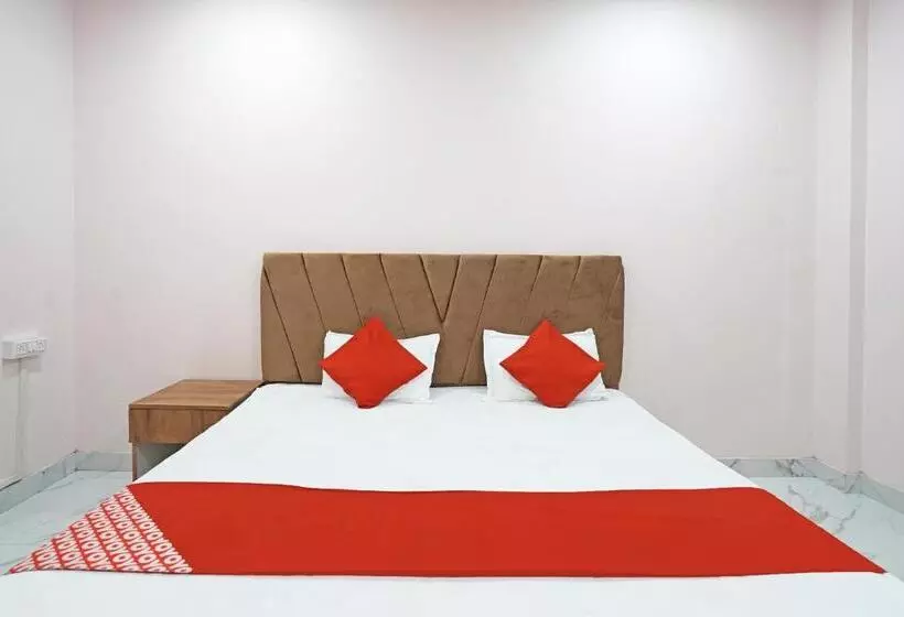 Oyo Flagship Hotel Anukampa