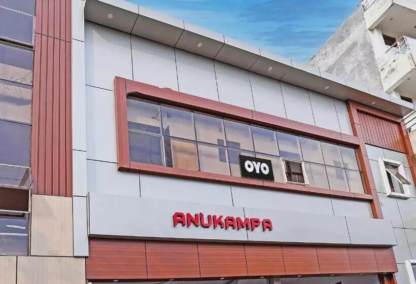 Oyo Flagship Hotel Anukampa