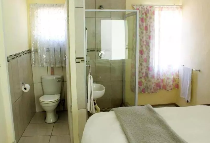 Majatalo Cozy Blue Guesthouse