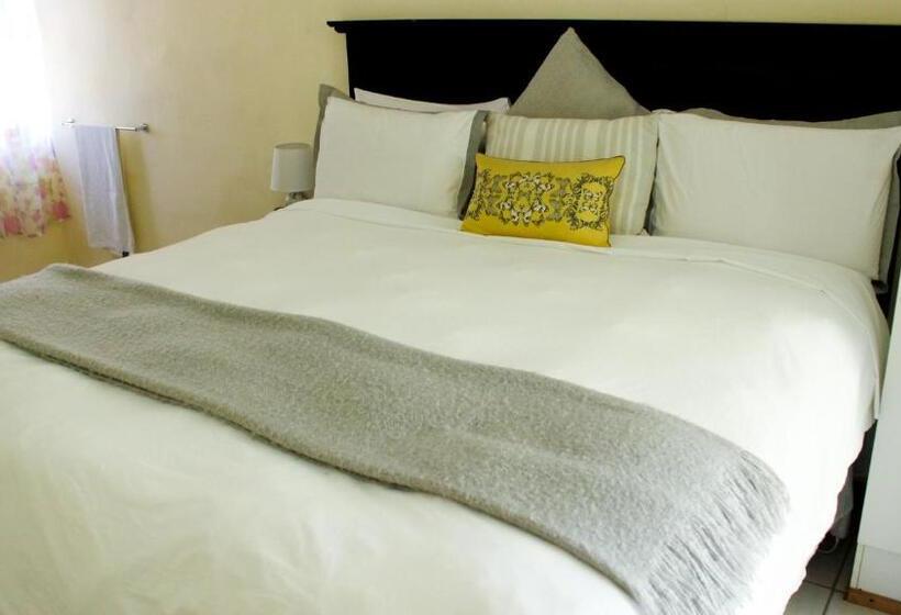 膳宿费 Cozy Blue Guesthouse