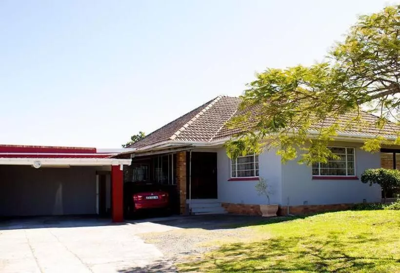 Majatalo Cozy Blue Guesthouse