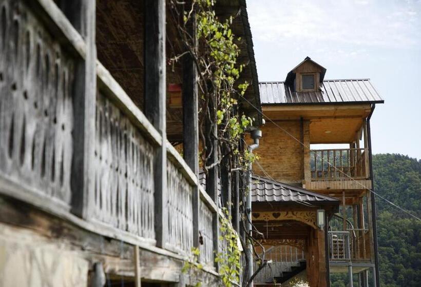 پانسیون Gentry House