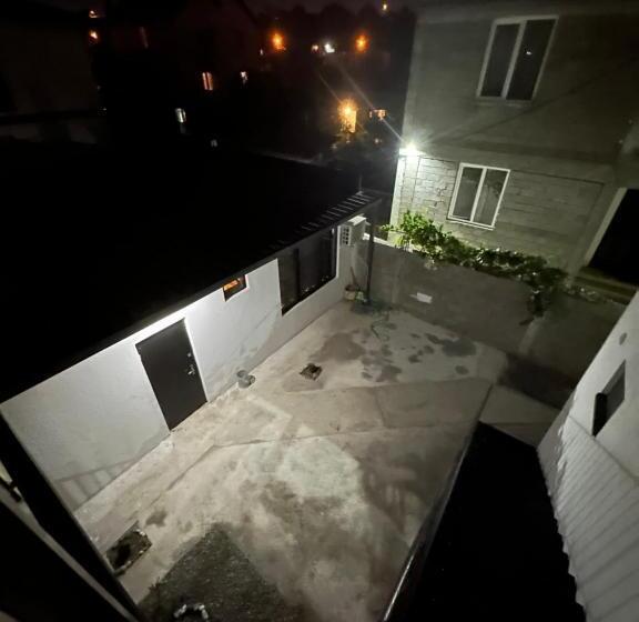 پانسیون Guesthouse Chrdili